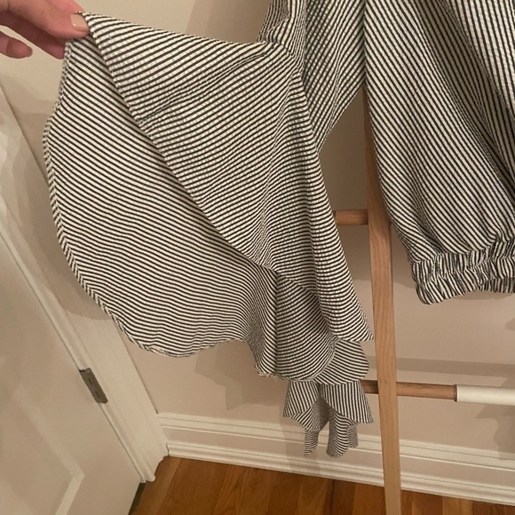 LF Top - Picture 3 of 3